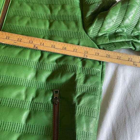 BRAND NEW with TAGS Green Leather Jacket - Picture 2 of 7